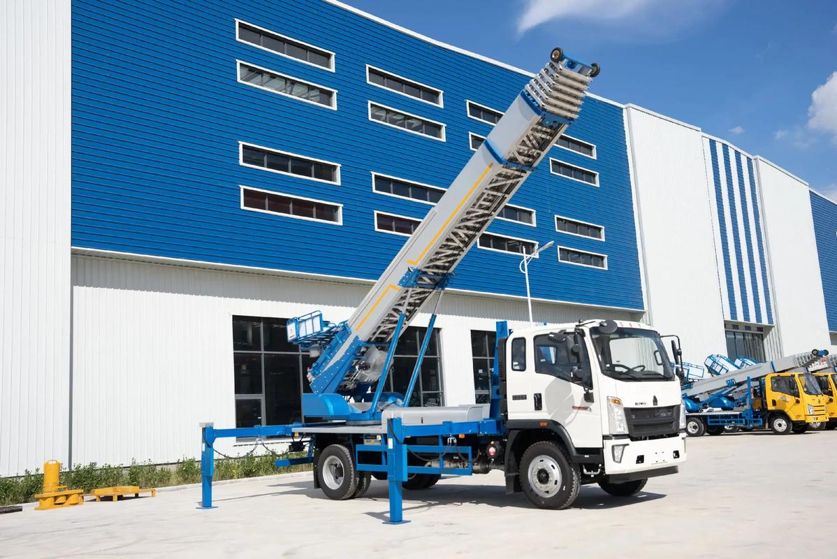 崇州小型云梯车上料车租赁多少钱