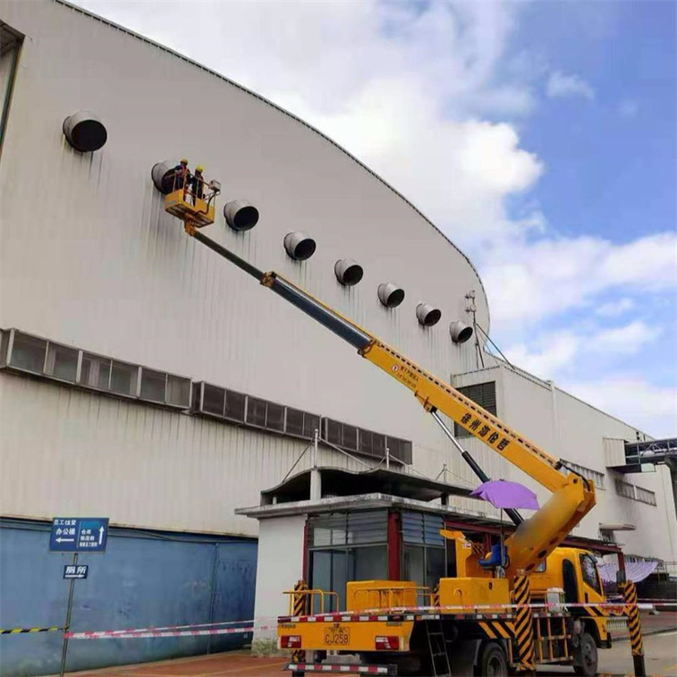 崇州高空作业车出租服务：专业广告牌安装解决方案